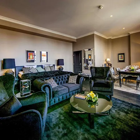 Hotell Lilla Roberts 5*