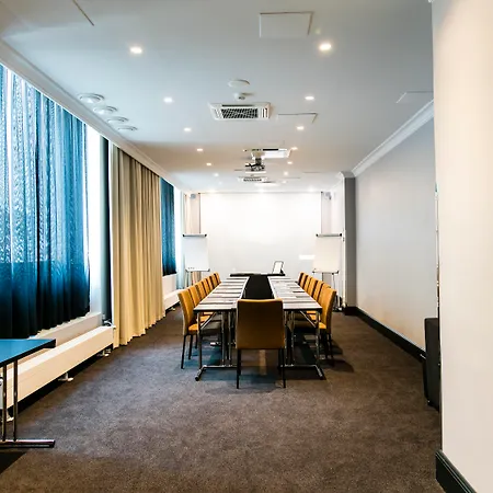Hotel Lilla Roberts 5*
